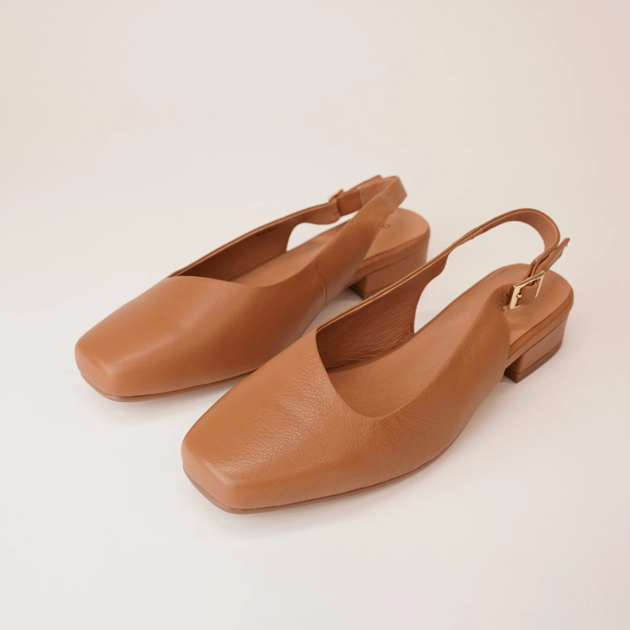 Bekasi Dark Tan Leather Flats