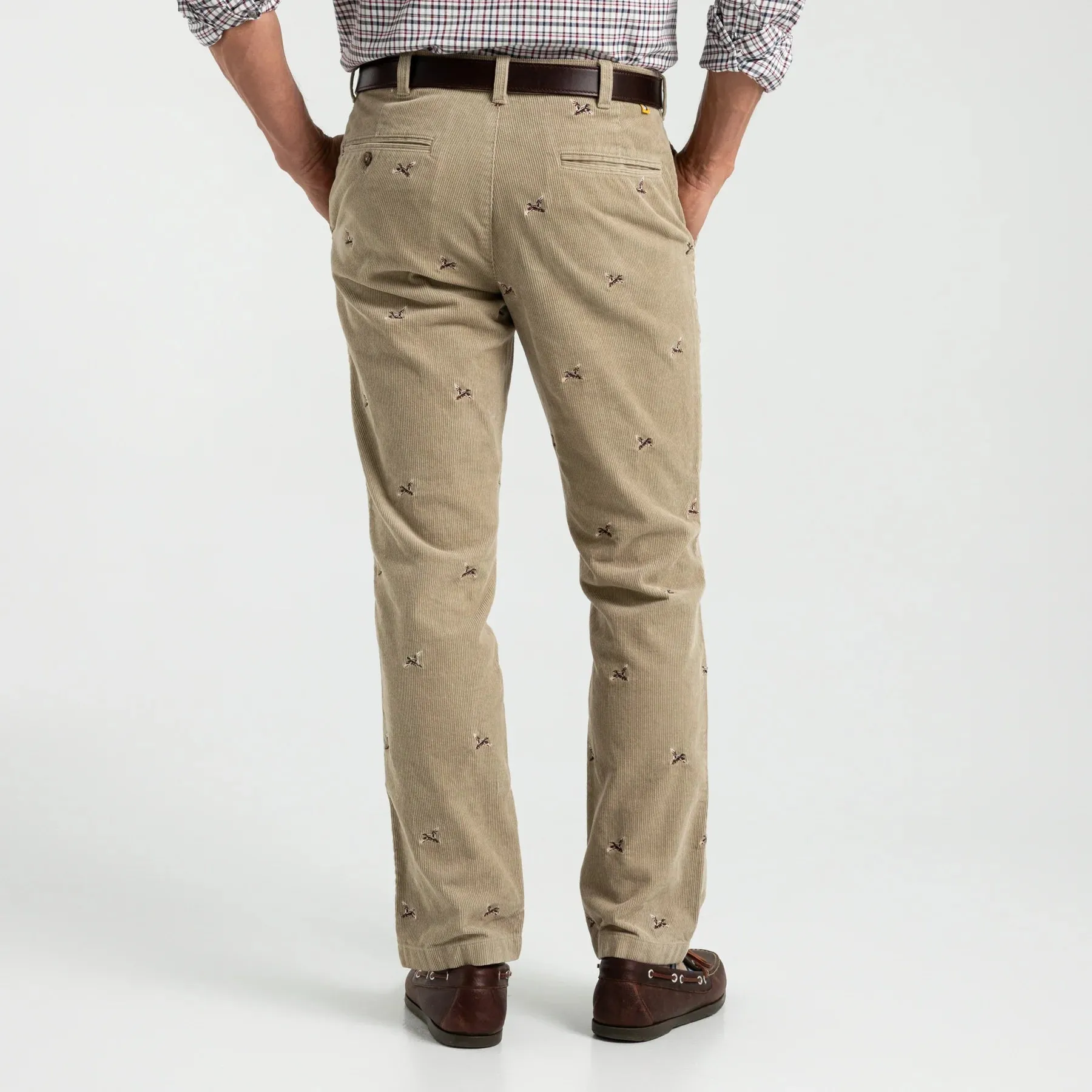 Bradbury Wide-Wale Corduroy Chino (Khaki)