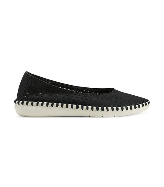 Darla Flats Black