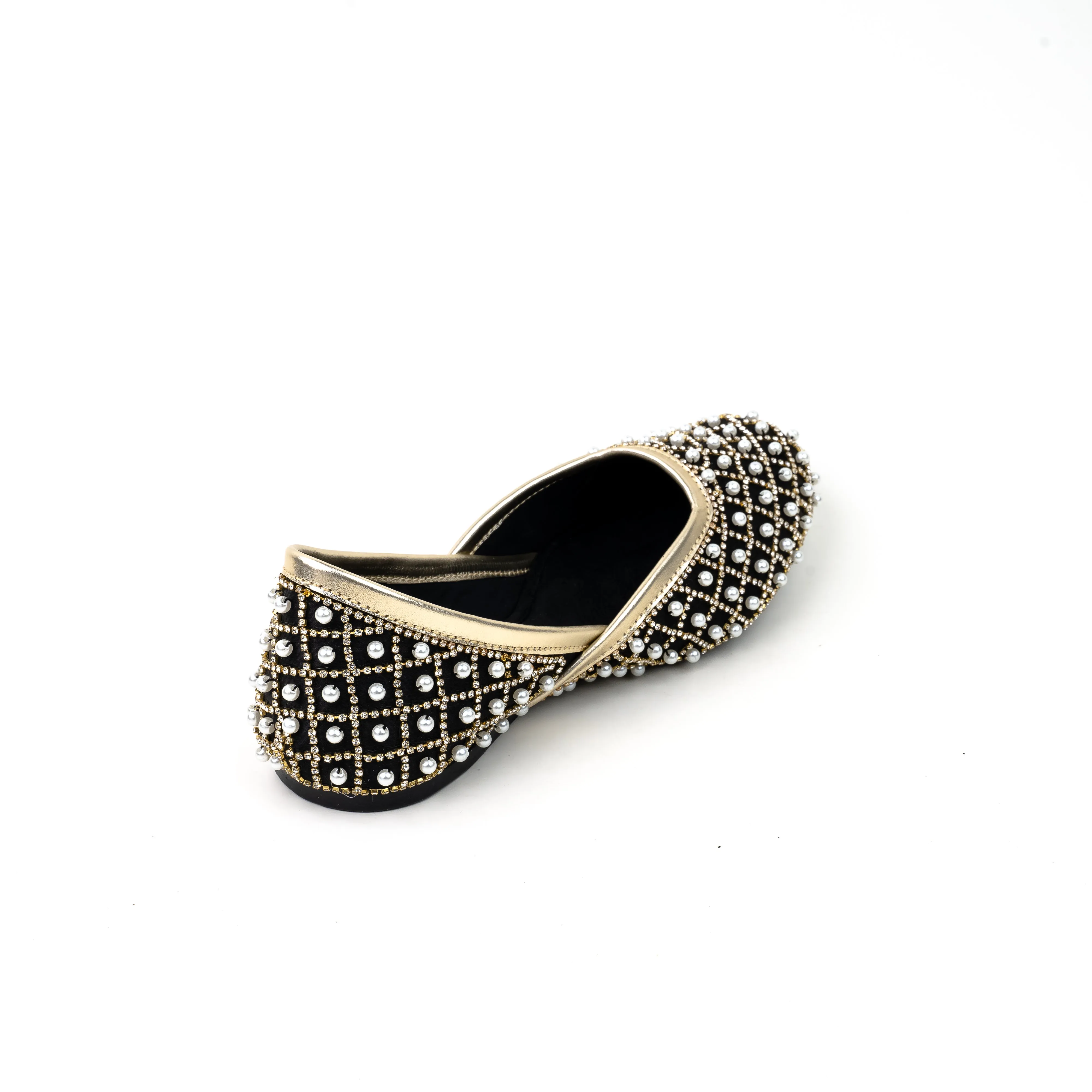 Diamond Studded Mojari