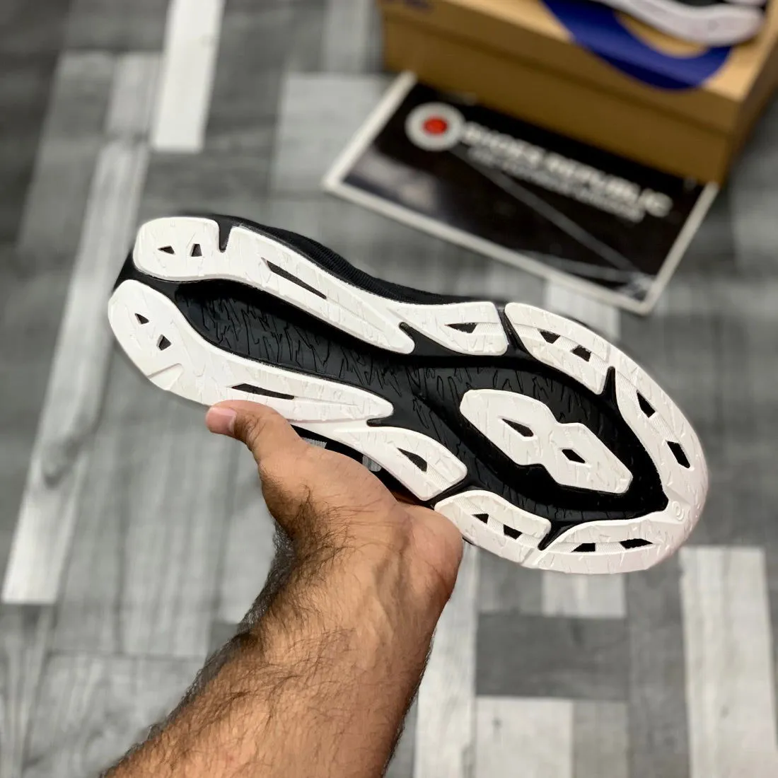 Novablastt 3 “Black White” Premium Batch