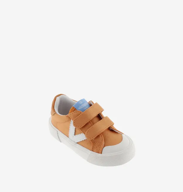 Orange nylon sneaker