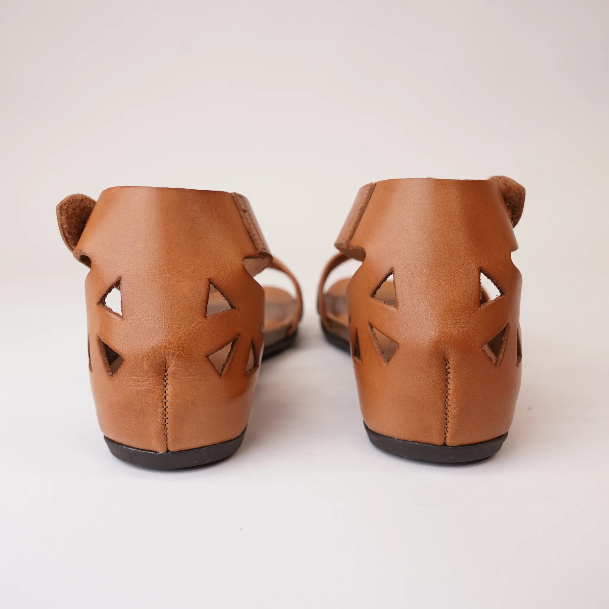 Palin Cuero Leather Sandals