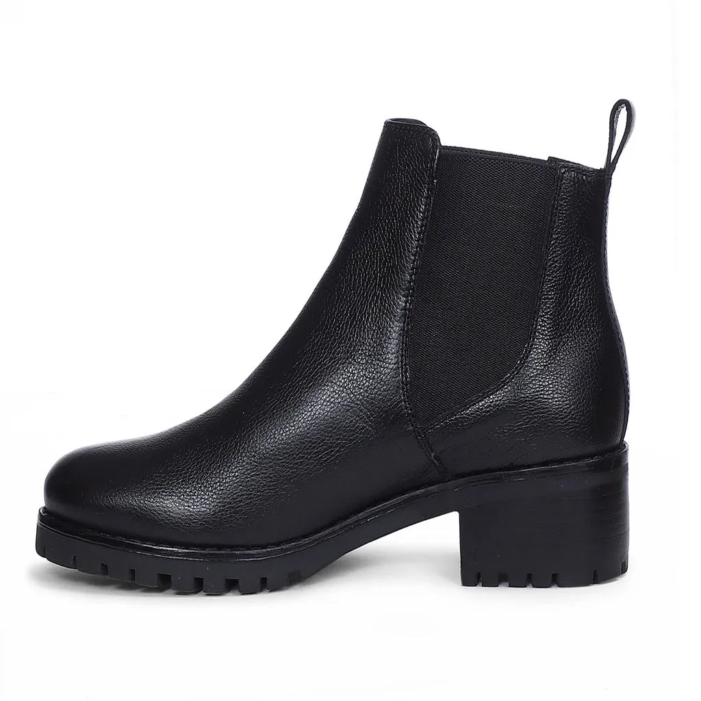 Saint Sophia Black Leather Ankle Boots