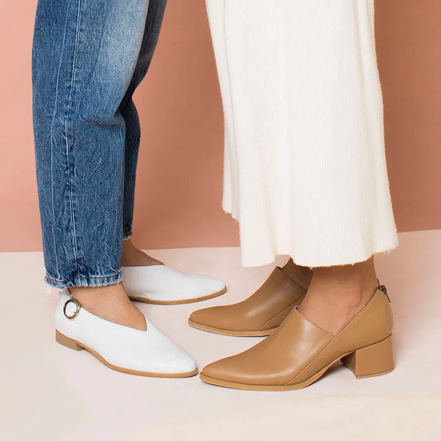 V- cut Flat White Shoe