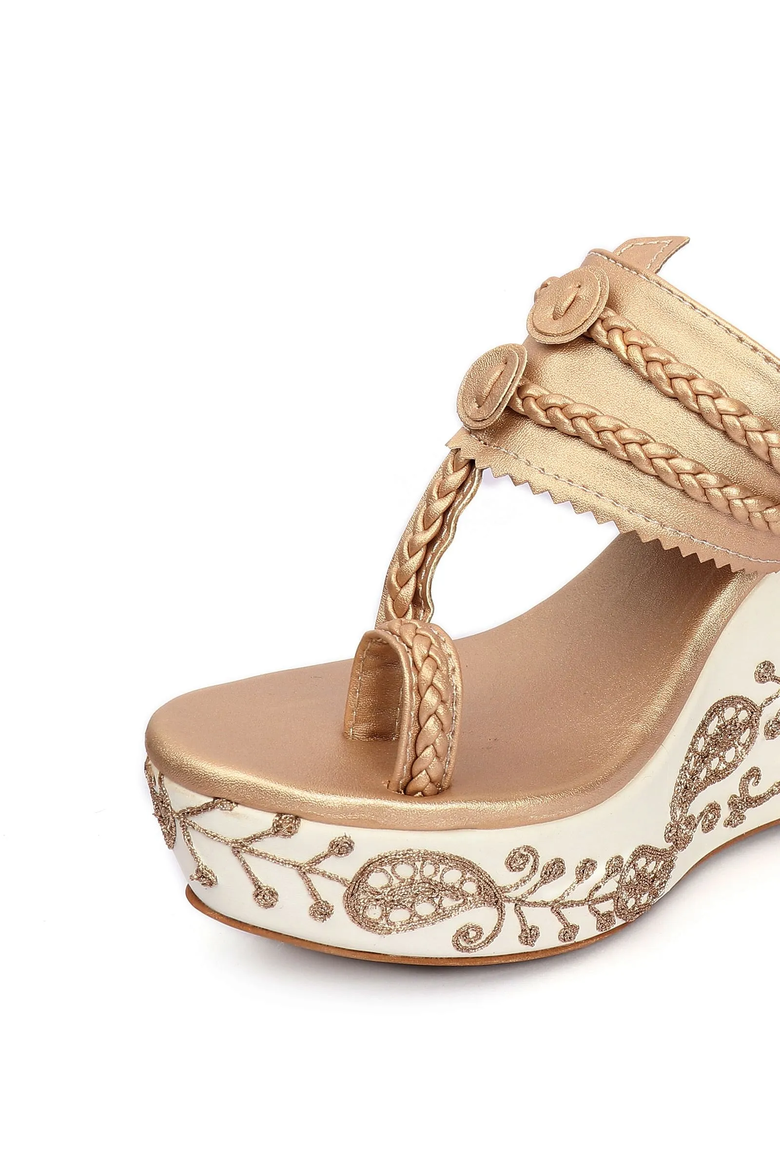 Varnika Golden Hand Embroidered Braided One Toe Wedges