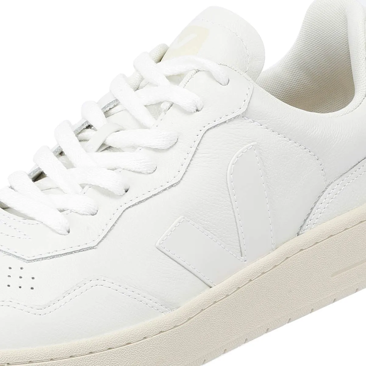 Veja V-90 Leather Men's White Trainers