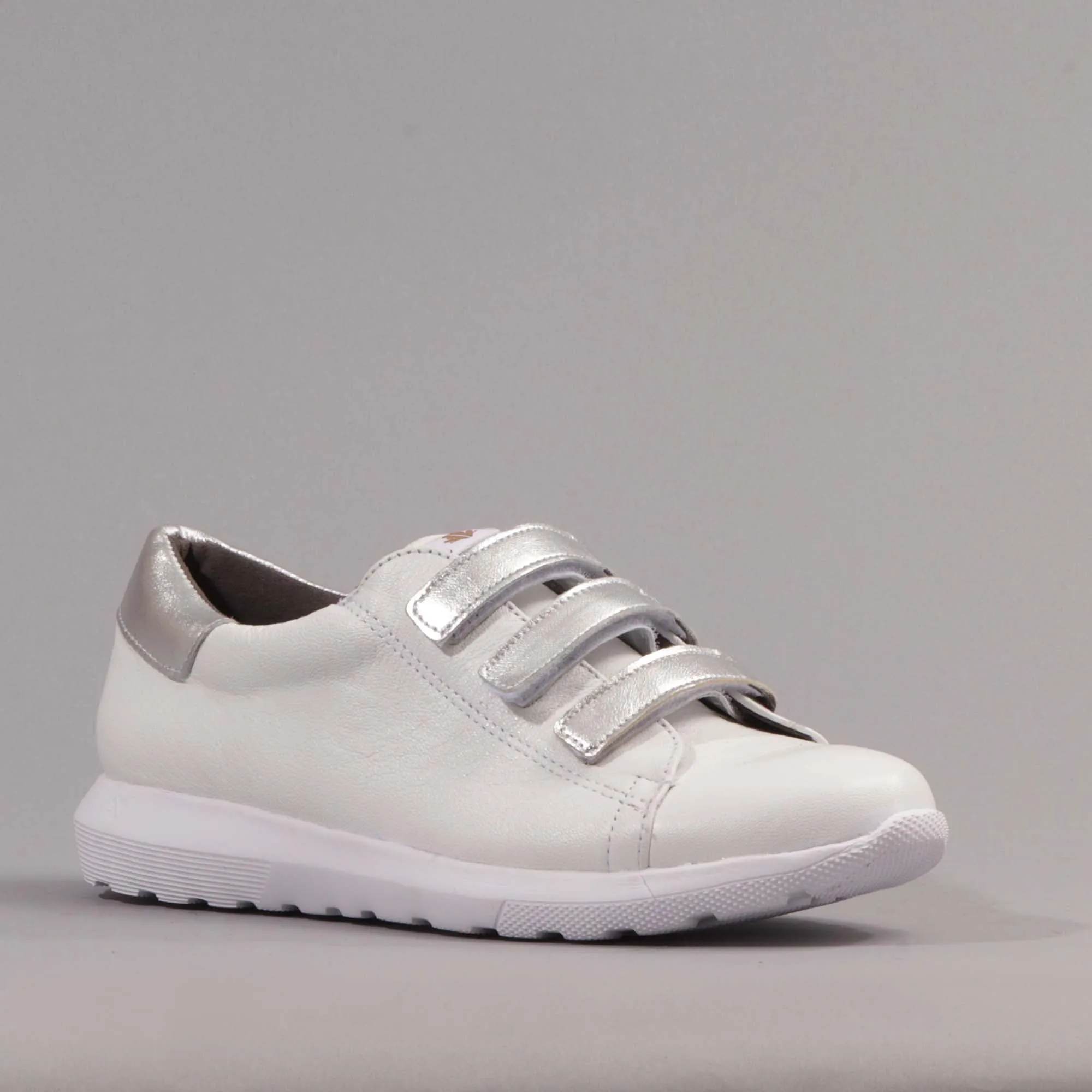 velcro straps sneakers in White - 12381